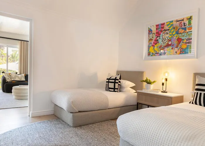 The Clarendon - Fresnaye