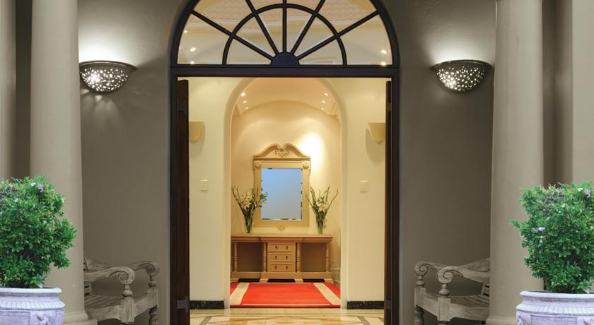 The Clarendon - Fresnaye Gasthof 5*